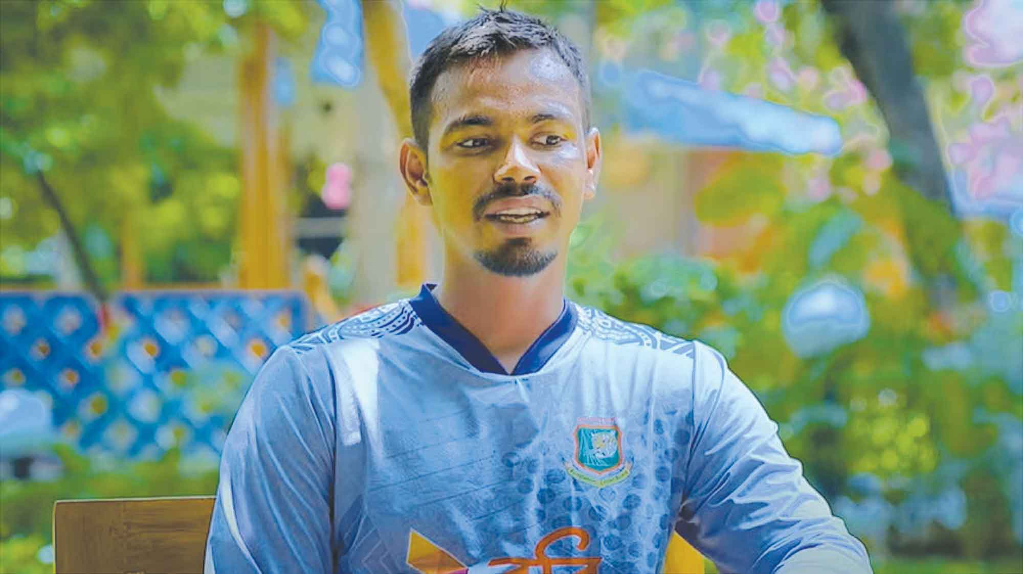 ক্রিকেট খেলতে দিতে রাজি ছিলেন না তানভীরের বাবা!
