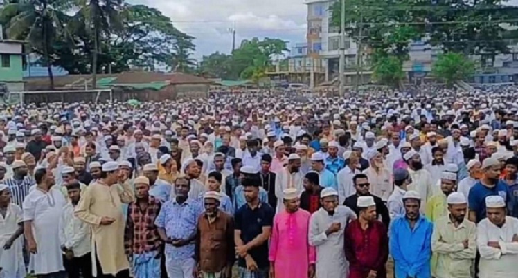 উখিয়া উপজেলা চেয়ারম্যান অধ্যক্ষ হামিদ চৌধুরী'র দাফন সম্পন্ন, প্রধানমন্ত্রীর শোক