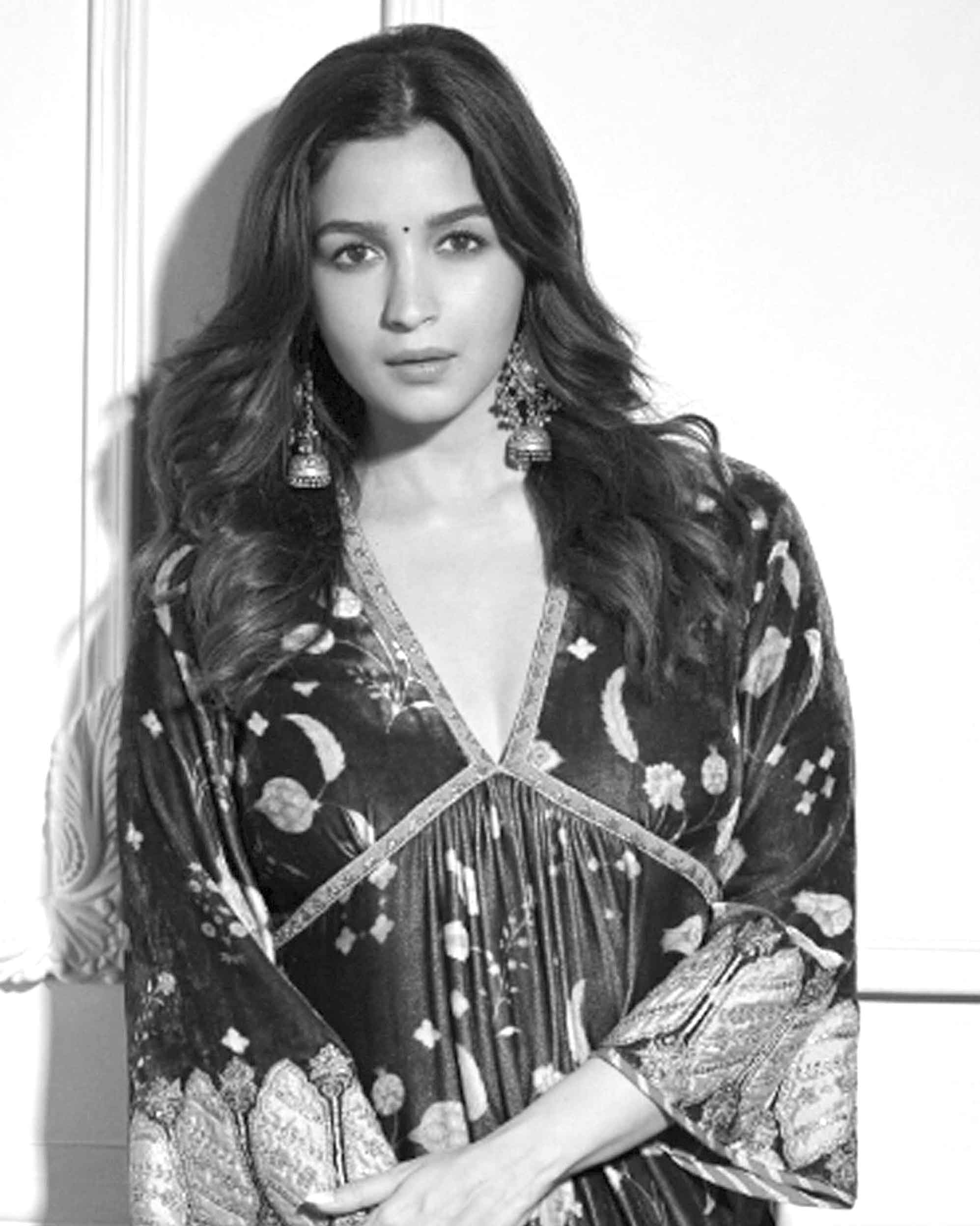 এবার অস্কারের পাতায় আলিয়া ভাট