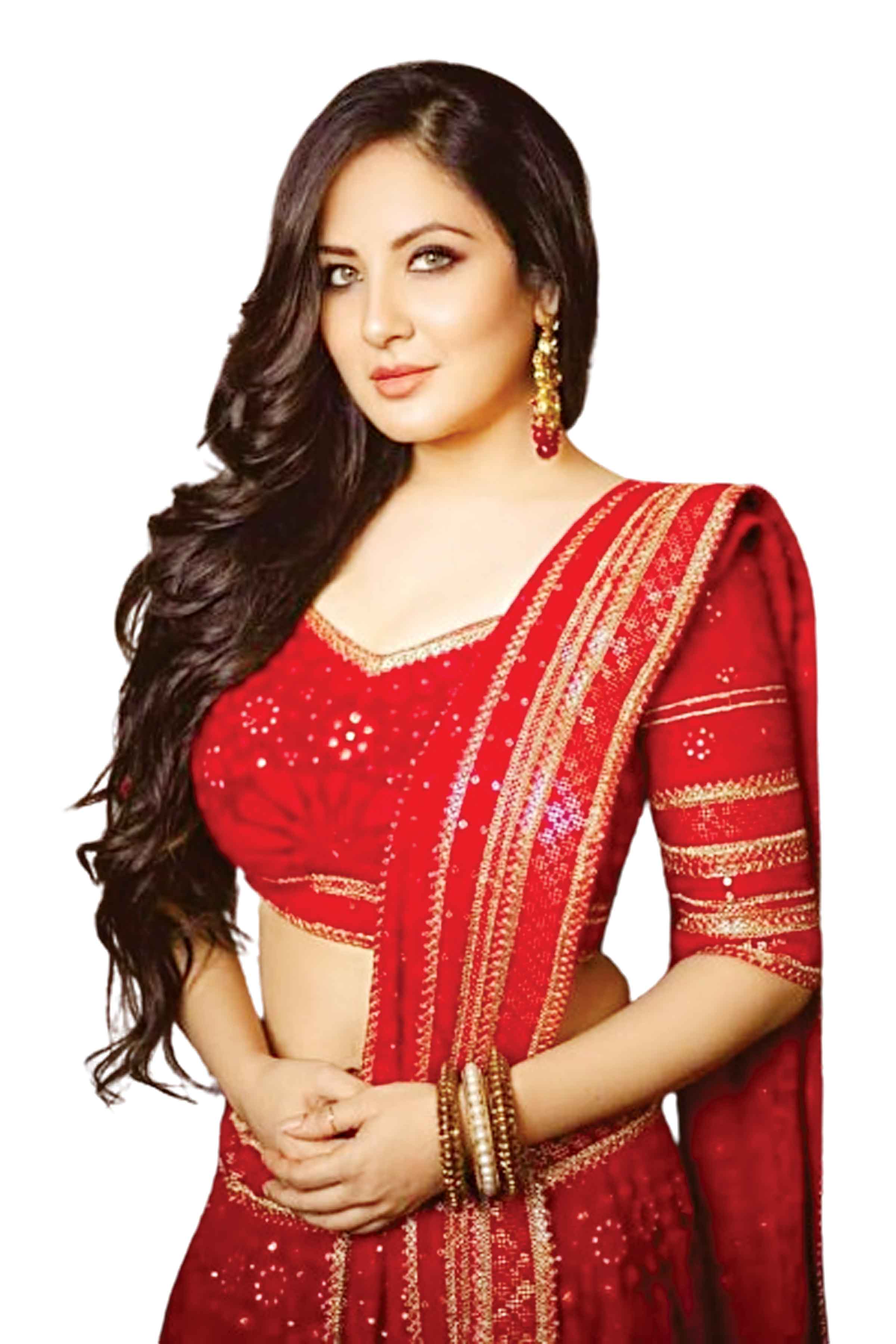 হাসপাতালে ভর্তি পূজা ব্যানার্জি