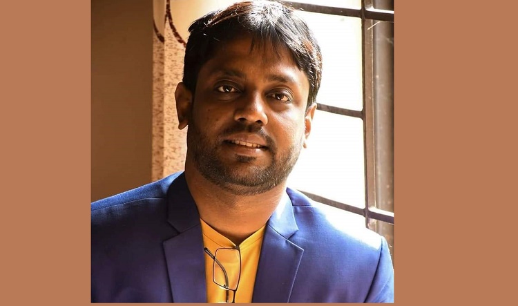 বেরোবির সাংবাদিকতা বিভাগের বিভাগীয় প্রধান সারোয়ার আহমেদ 