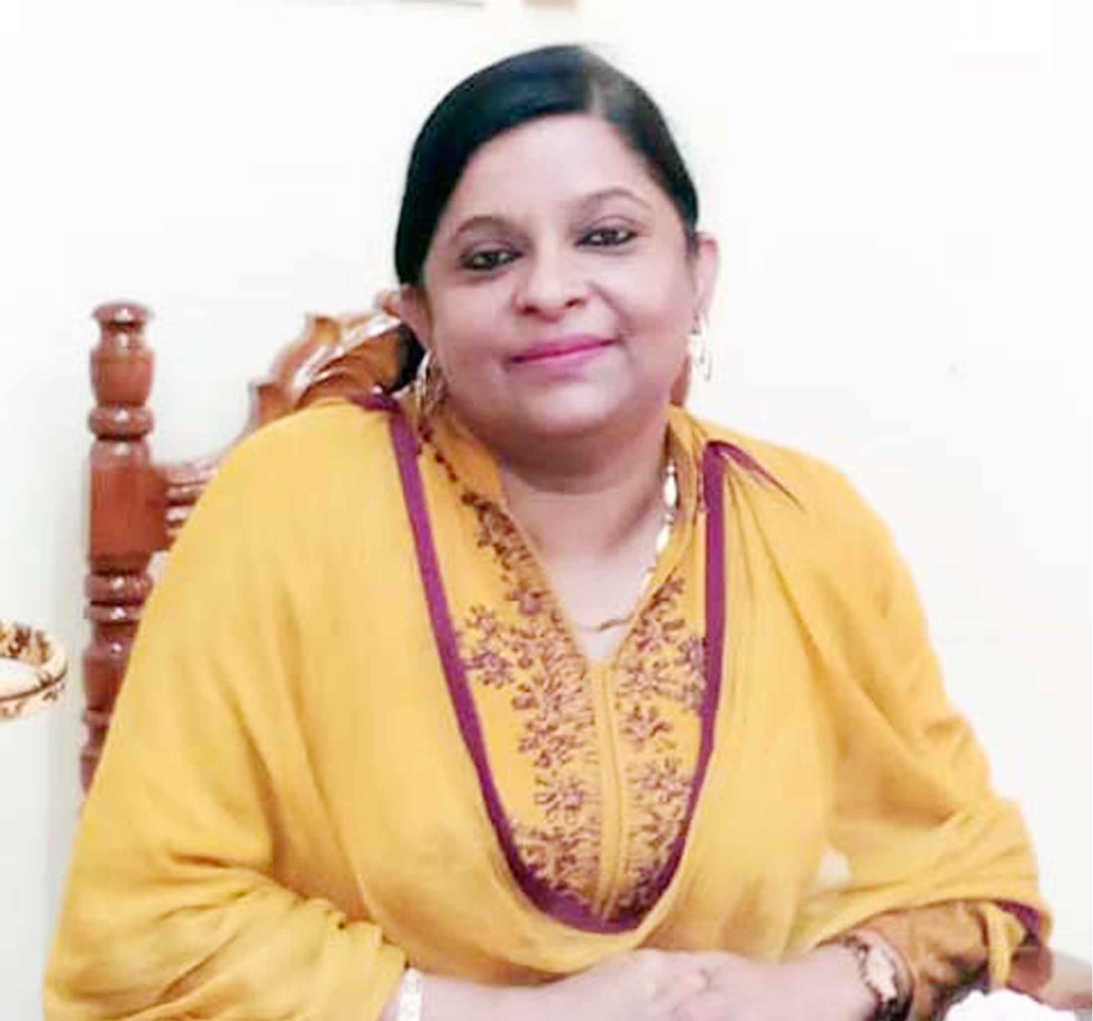 নারীদের সমর্থনে চেয়ারম্যান হতে চান একমাত্র নারী প্রার্থী শামিমা