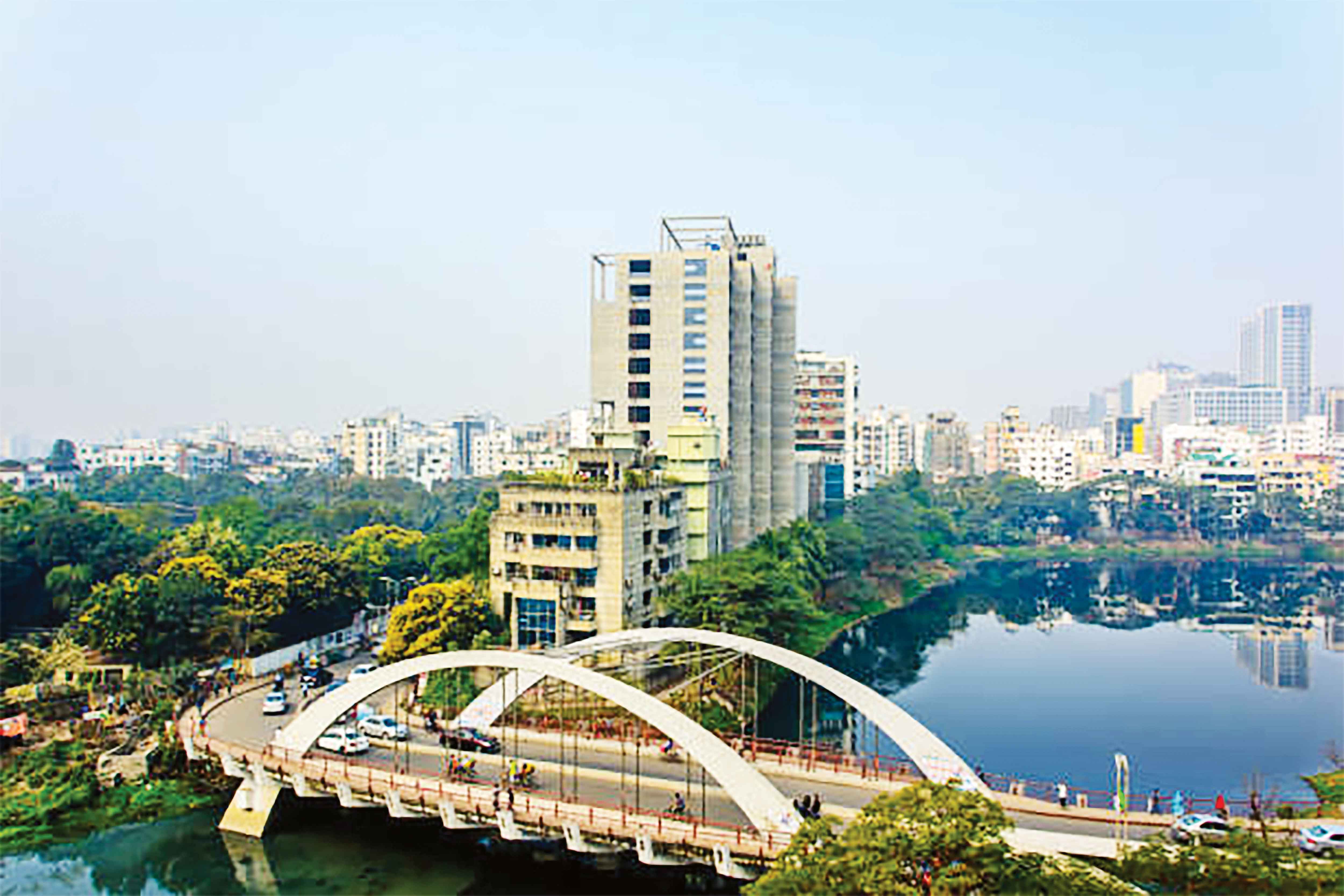 ঢাকায় থাকার খরচ বাড়ছে