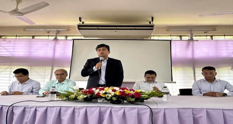 আমাদের সকল শিক্ষককে উচ্চতর প্রশিক্ষণের আওতায় নিয়ে আসা হবে : উপাচার্য  ড. মো. মশিউর রহমান