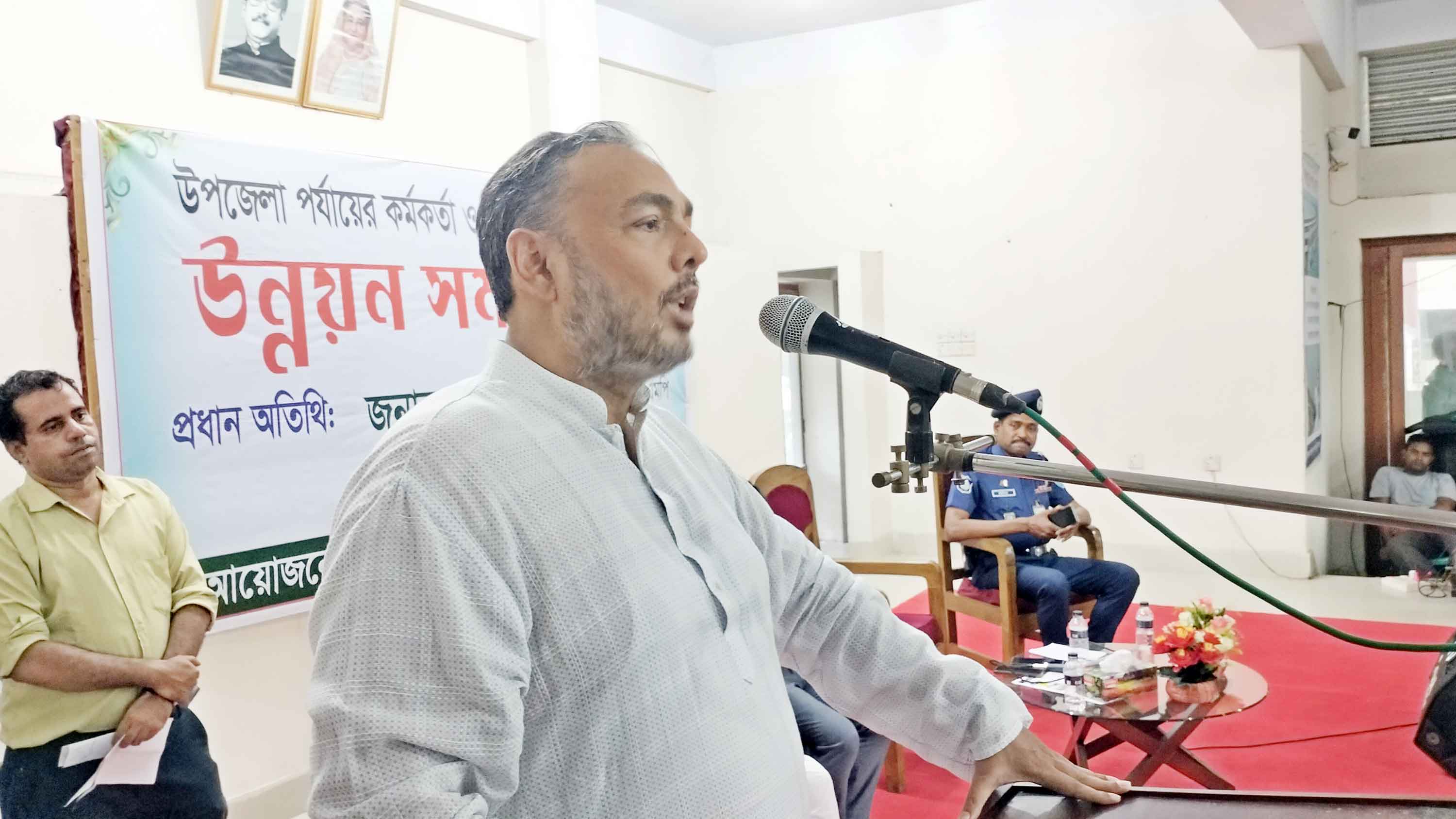 কর্মস্থানের জন্য কর্মমুখী শিক্ষা অত্যন্ত প্রয়োজন -বাণিজ্য প্রতিমন্ত্রী