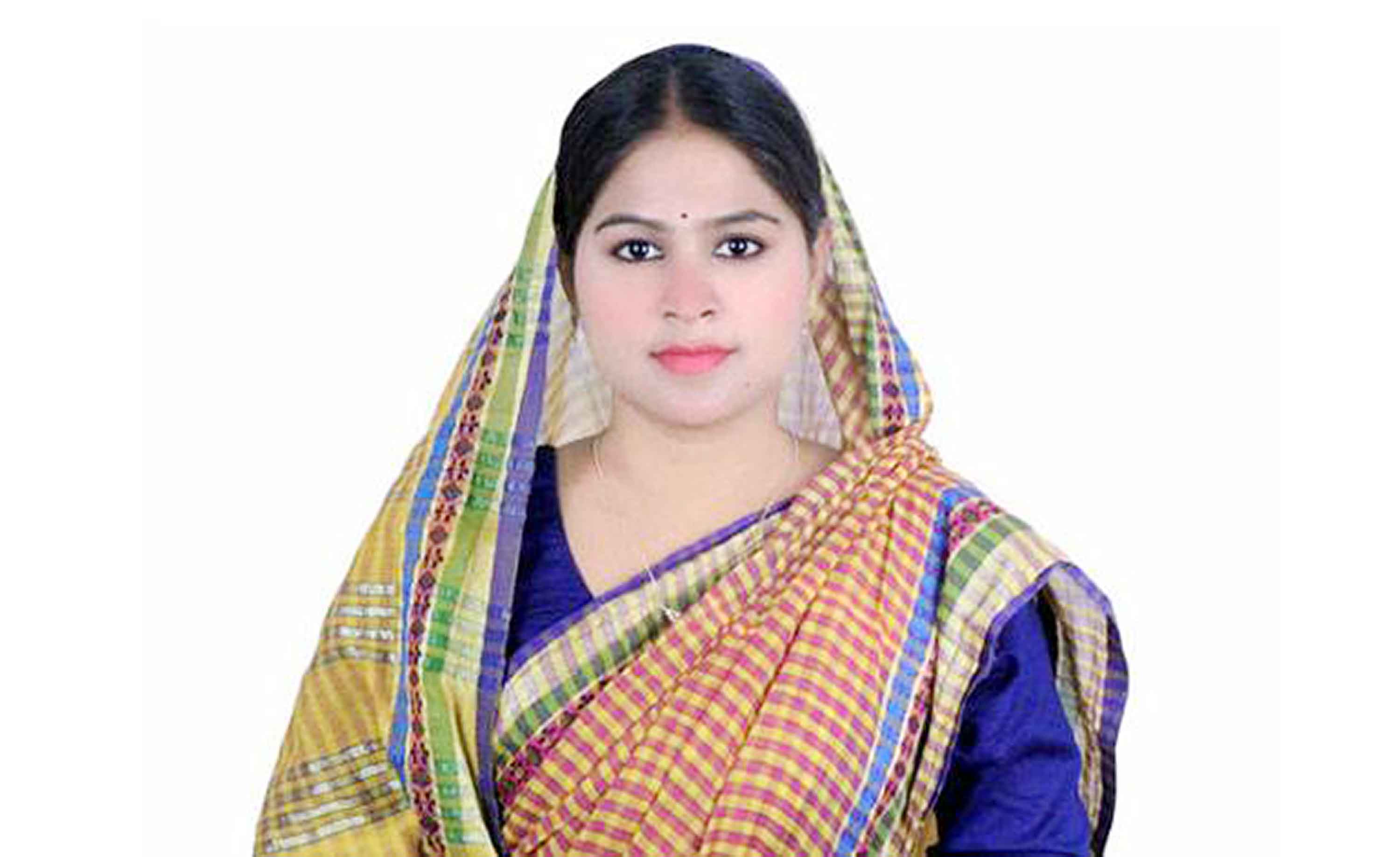 দেশের সবচেয়ে কনিষ্ঠ মহিলা ভাইস চেয়ারম্যান রাজশাহীর পপি