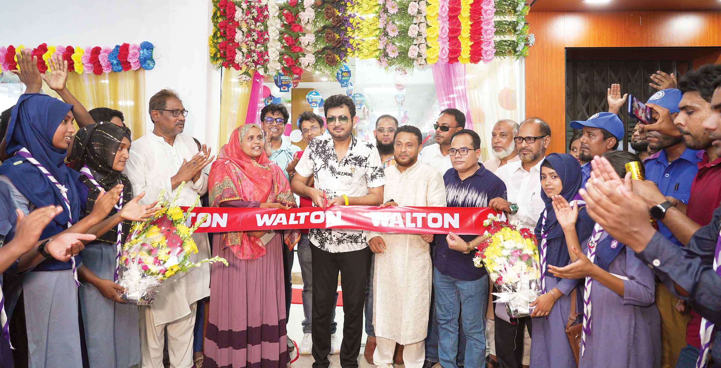 চাঁপাইনবাবগঞ্জে ওয়ালটন এক্সক্লুসিভ শোরুম 'রিলায়েন্স এন্টারপ্রাইজ' উদ্বোধন