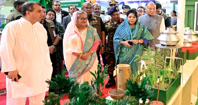আইন অনুযায়ী দায়িত্ব পালনের জন্য কর্মকর্তাদের প্রতি পরিবেশমন্ত্রীর নির্দেশ