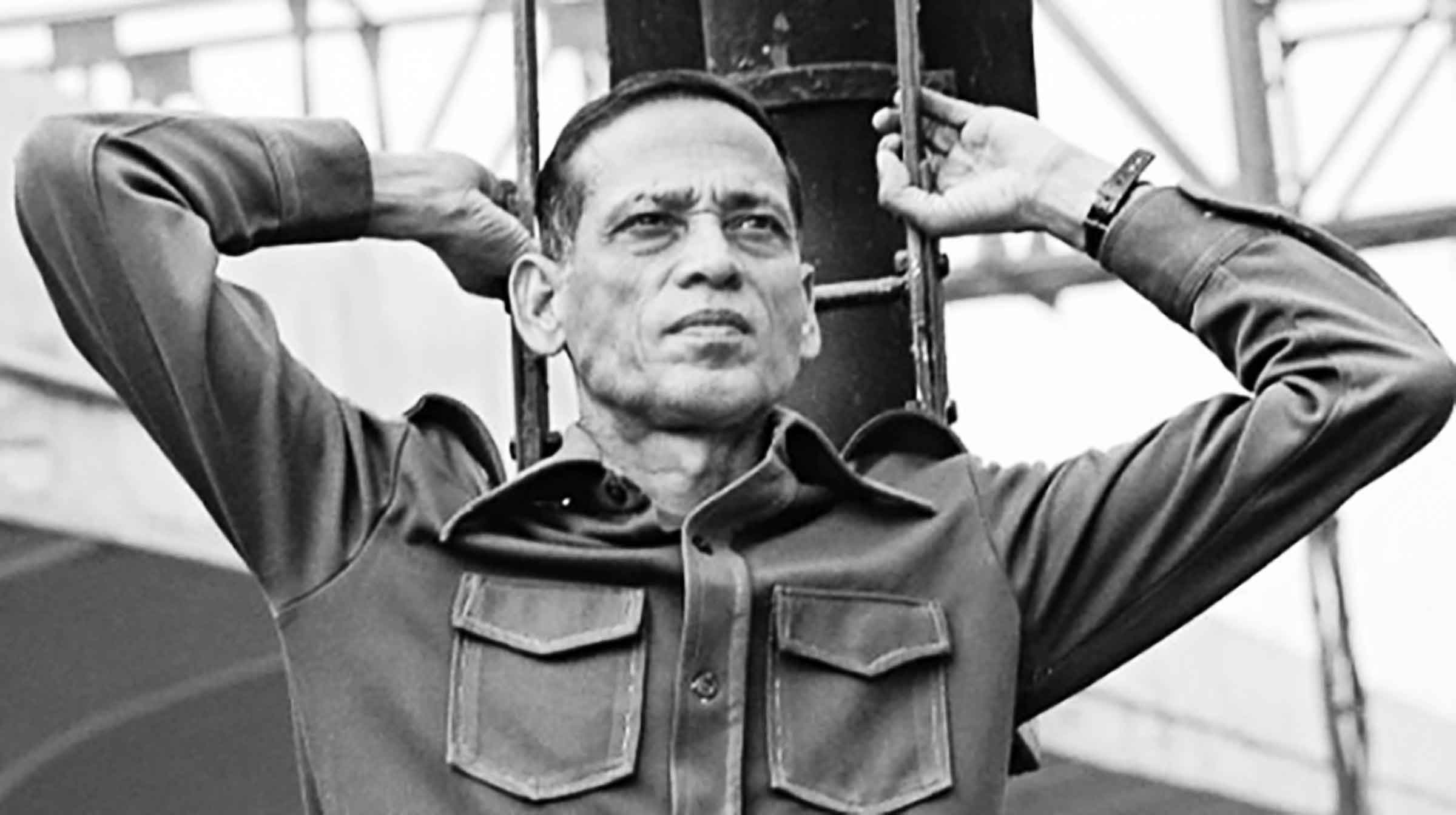 পপগুরু প্রস্থানের ১৩ বছর