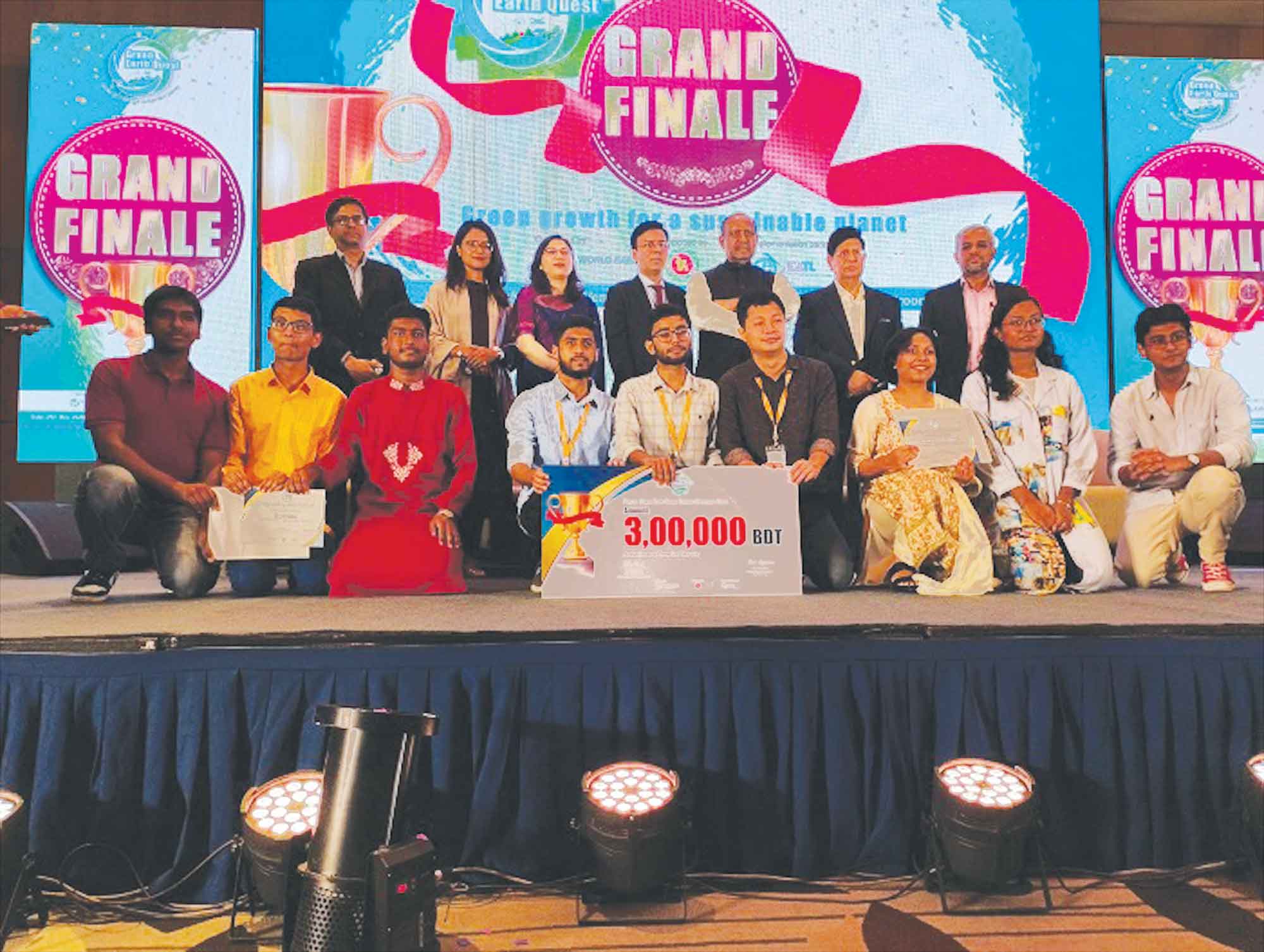 সবুজ পৃথিবীর সন্ধানে প্রতিযোগিতায় চ্যাম্পিয়ন বেরোবির টিম ইমপ্যাক্ট হ্যাকস্কোয়াড