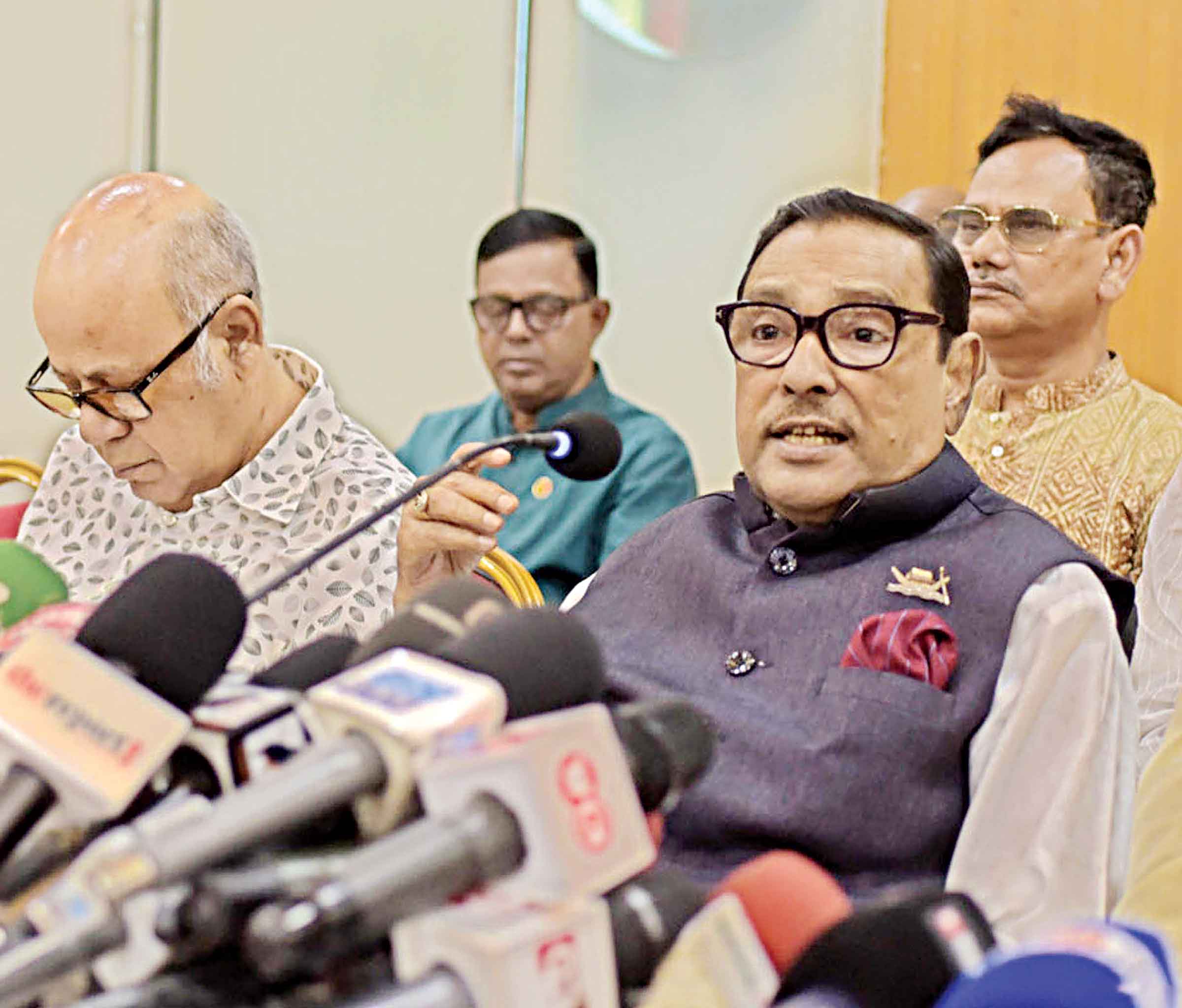 আ'লীগের 'দুর্নীতিবাজ' নেতাদের তালিকা চান ওবায়দুল কাদের