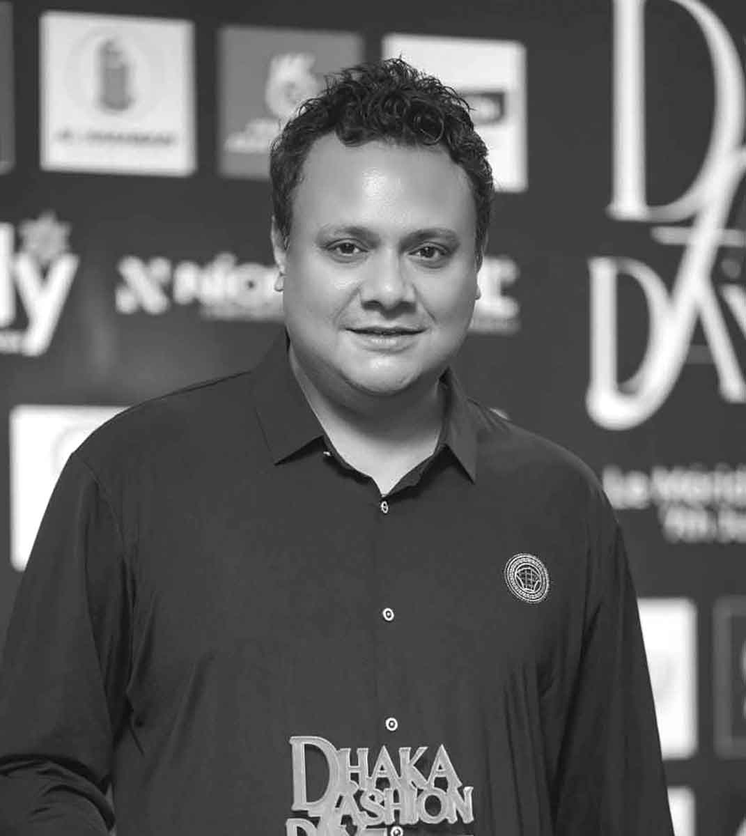সম্মাননা পেলেন ইমরান