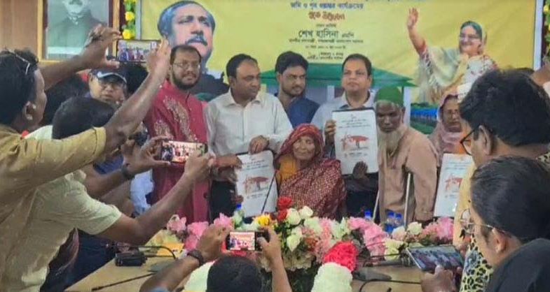 মুজিব শতবর্ষ উপলক্ষে ৫ম পর্যায়ে সৈয়দপুরে ১১০টি ঘর হস্তান্তর