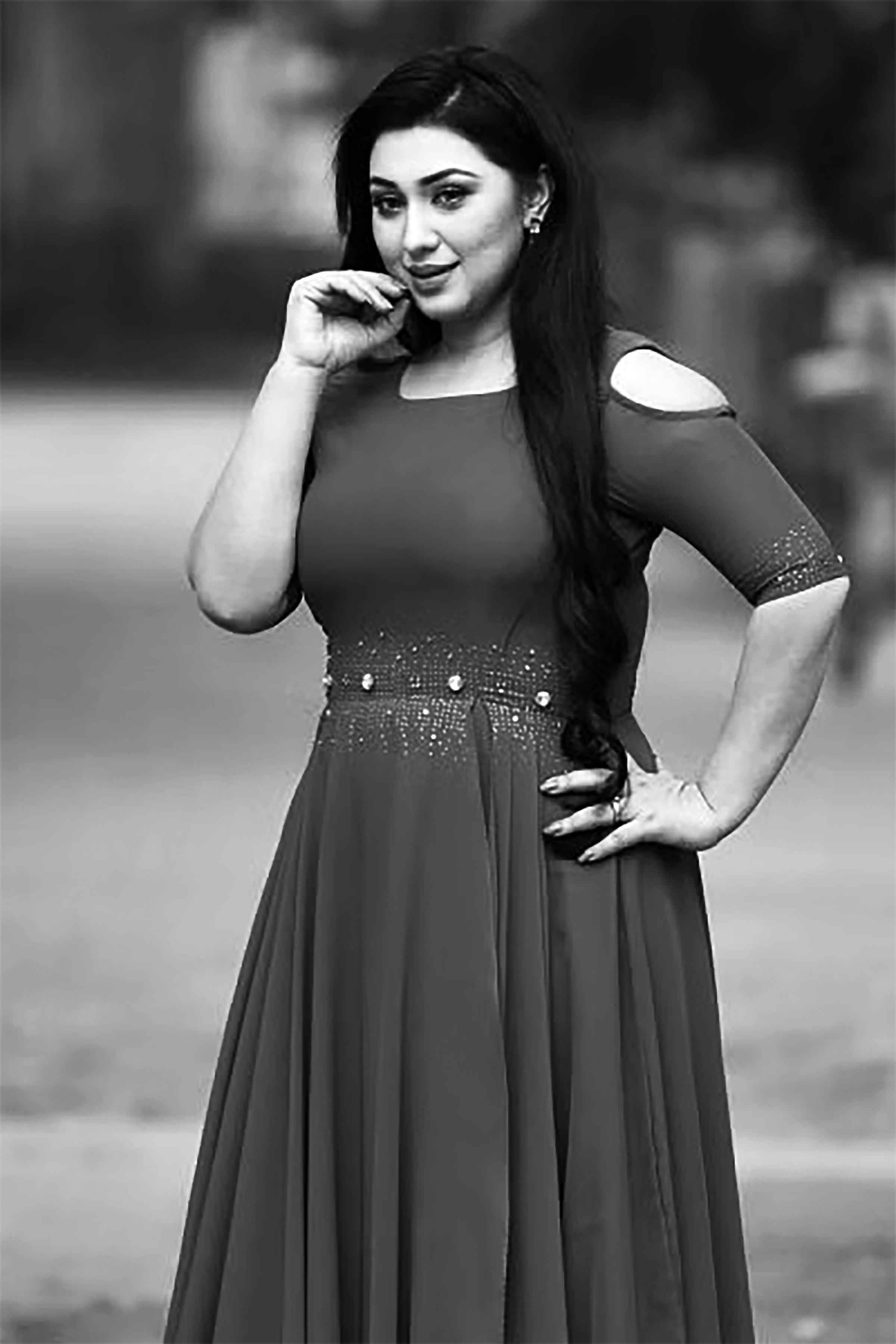 বুবলীর নাম মুখেও আনতে চান না অপু