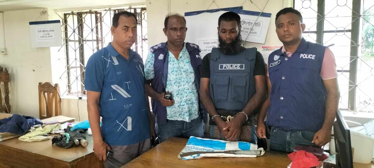 চার লক্ষ টাকা চুক্তিতে ফুয়াদ কাজী‌কে হত্যা করা