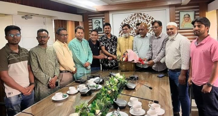 আনোয়ারা নবনির্বাচিত উপজেলা চেয়ারম্যান কাজী মোজাম্মেল হকের মত বিনিময়