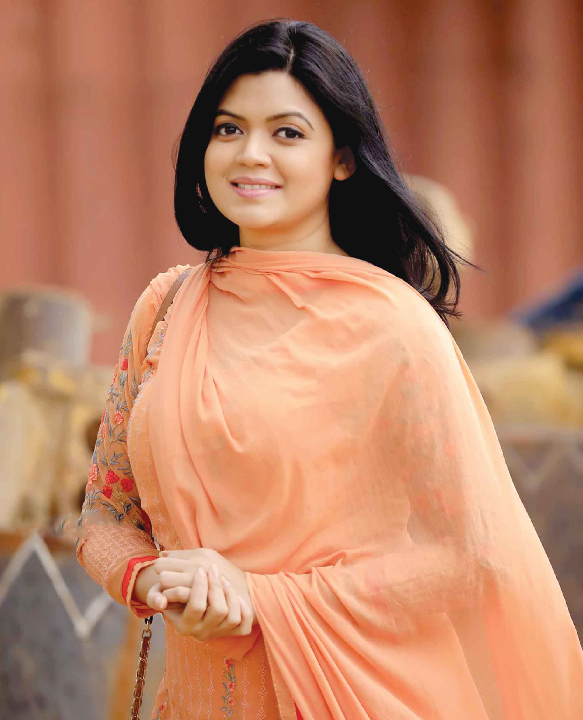 দর্শকদের ভালোবাসায় আপস্নুত নাবিলা