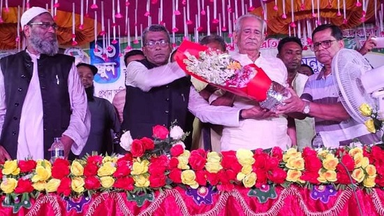 মান্দায় আওয়ামী লীগের ৭৫তম প্লাটিনাম জয়ন্তী অনুষ্ঠিত