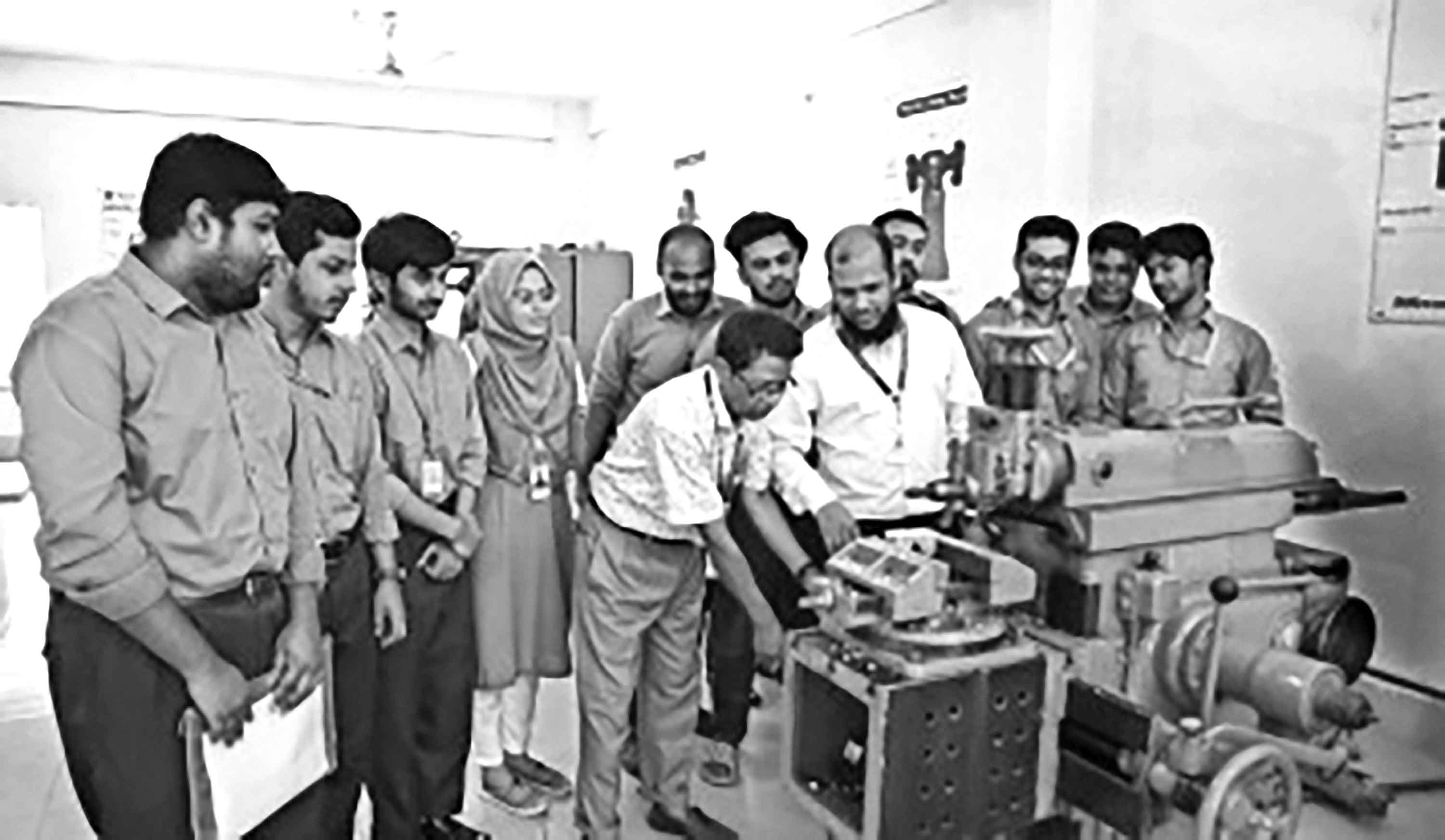 বাউয়েটে মেধাবী শিক্ষার্থীদের মেকানিক্যাল ইঞ্জিনিয়ারিং পড়ার সুযোগ