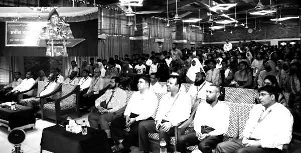 বাউয়েট ক্যাম্পাসে নবাগত শিক্ষার্থীদের নবীনবরণ