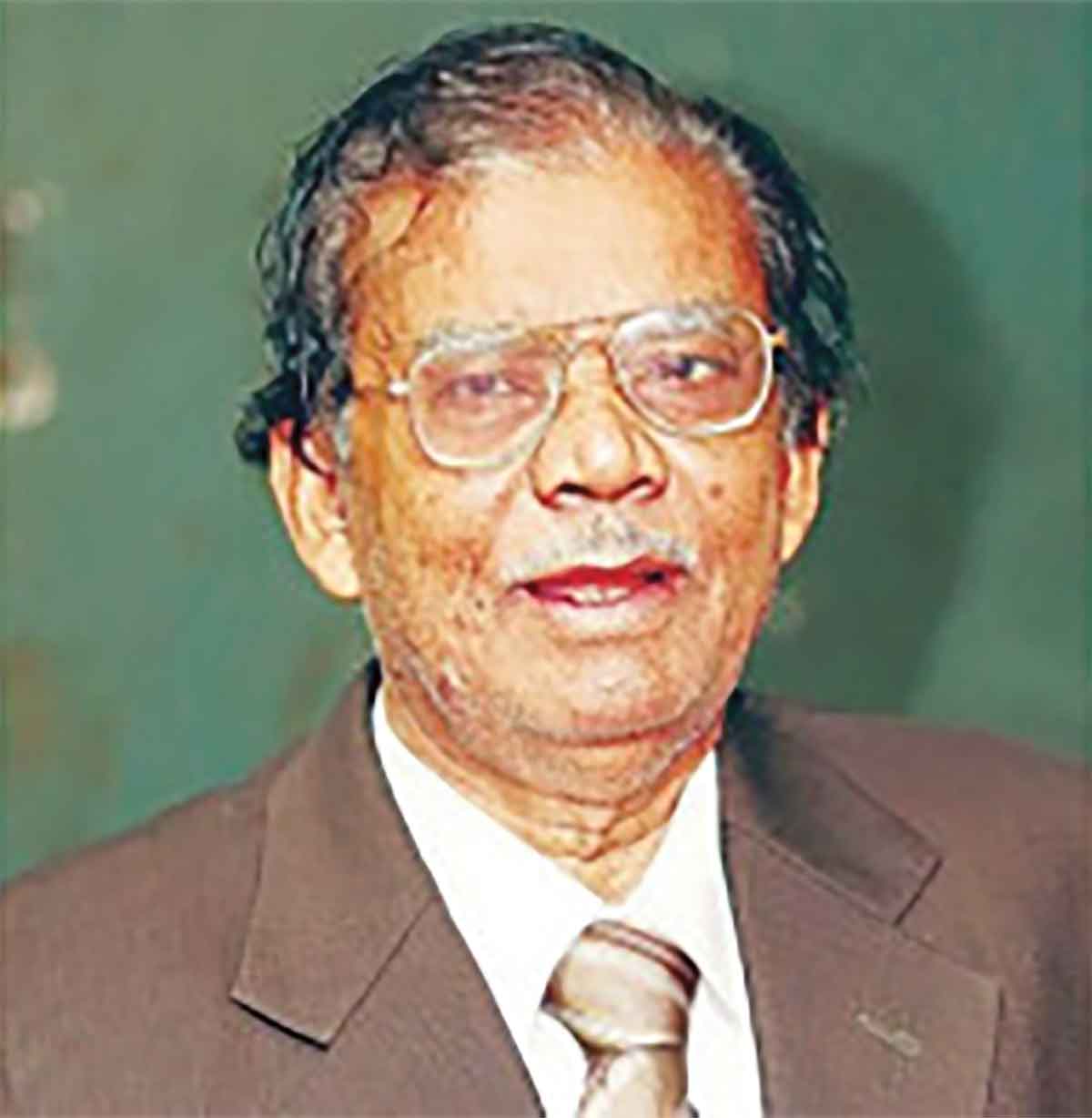 দেশের শীর্ষ করদাতা কাউছ মিয়া আর নেই