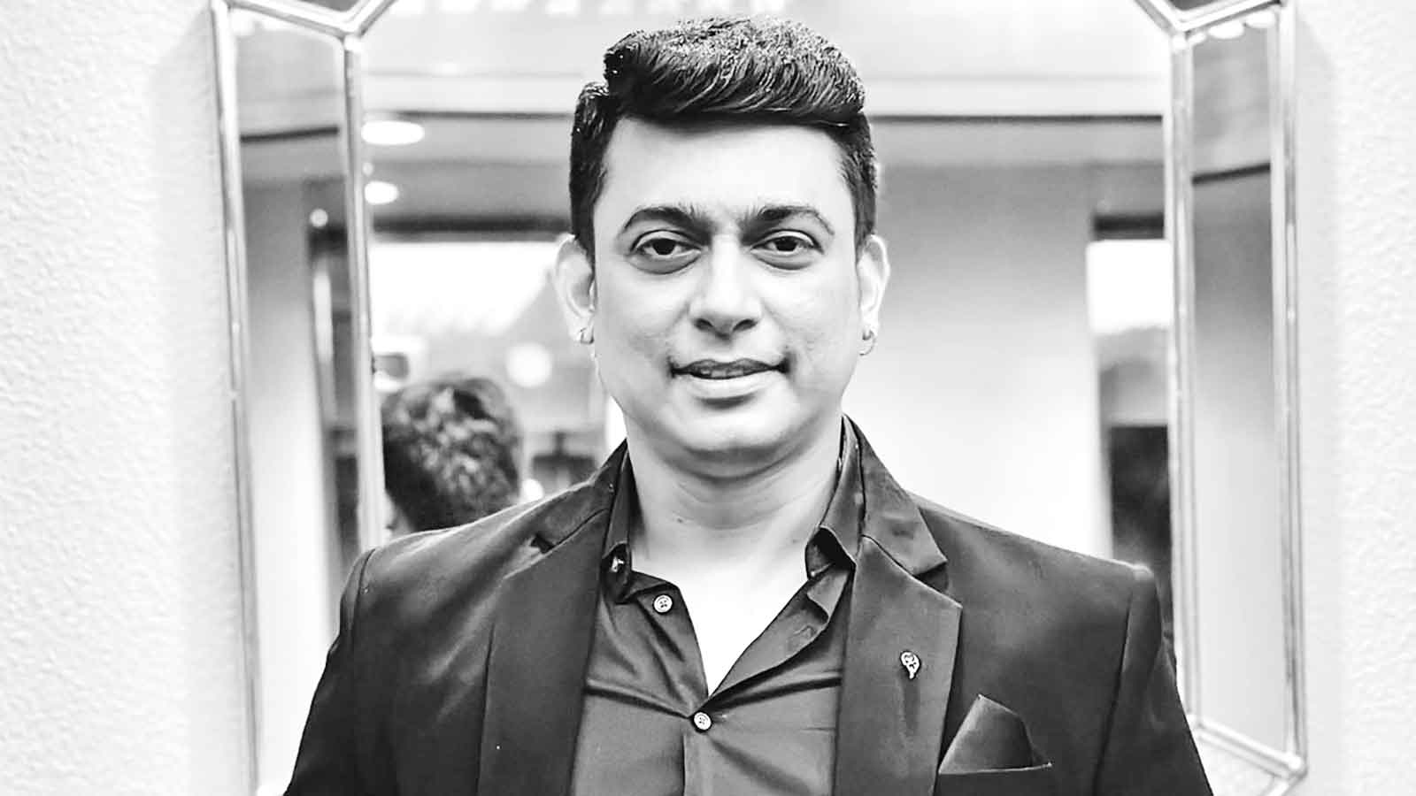ডিগবাজিই কাল হলো জায়েদ খানের