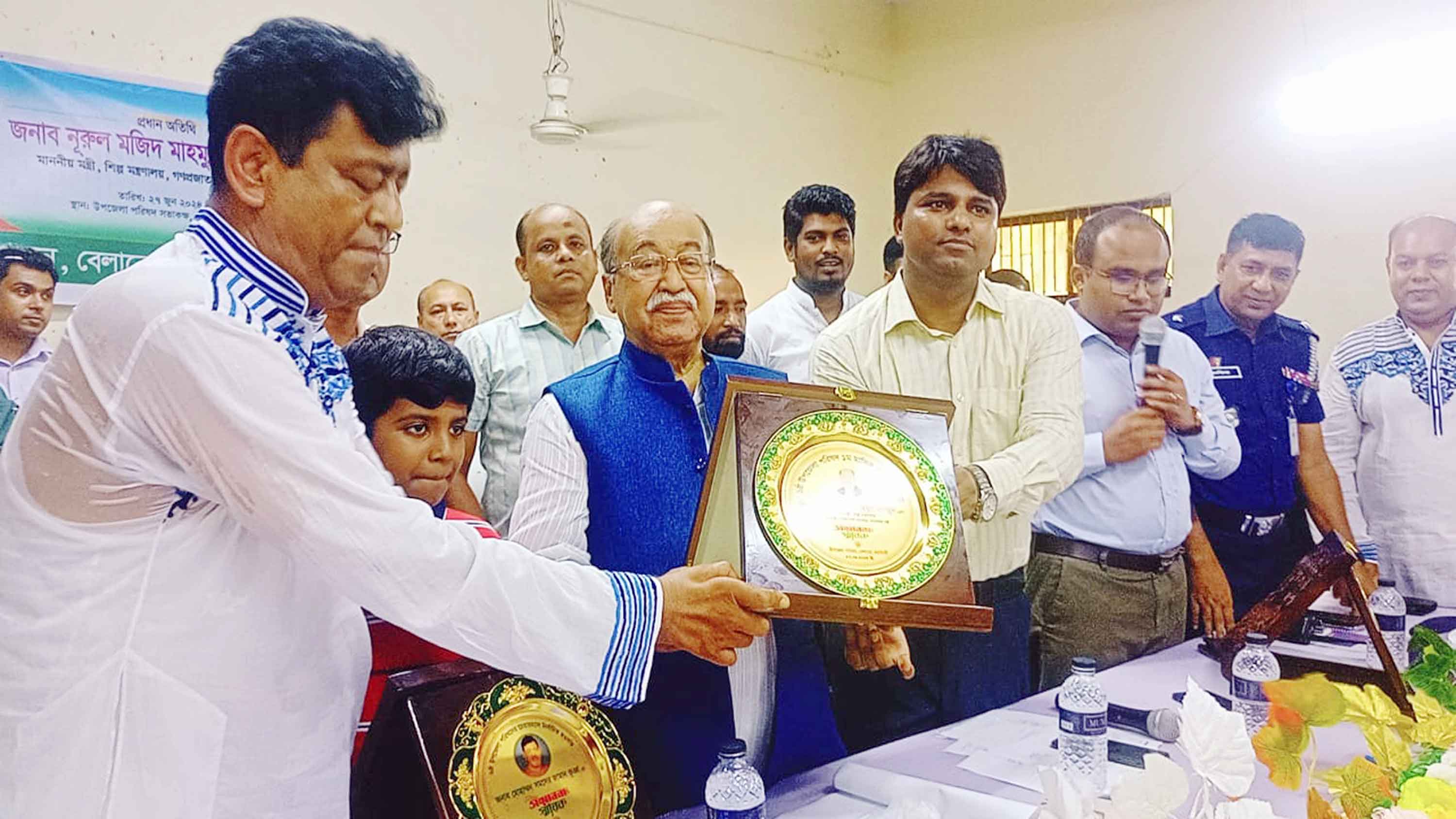উন্নয়ন কর্মকান্ডে জনগণের আশার প্রতিফলন ঘটাতে হবে :শিল্পমন্ত্রী