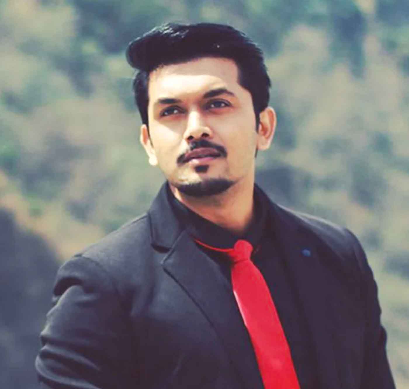 ভারতীয় ওয়েব সিরিজে আরিফিন শুভ