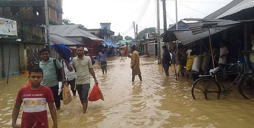 ঝিনাইগাতীতে তৃতীয় দফায় বন্যা, হাজার হাজার মানুষ পানি বন্দি
