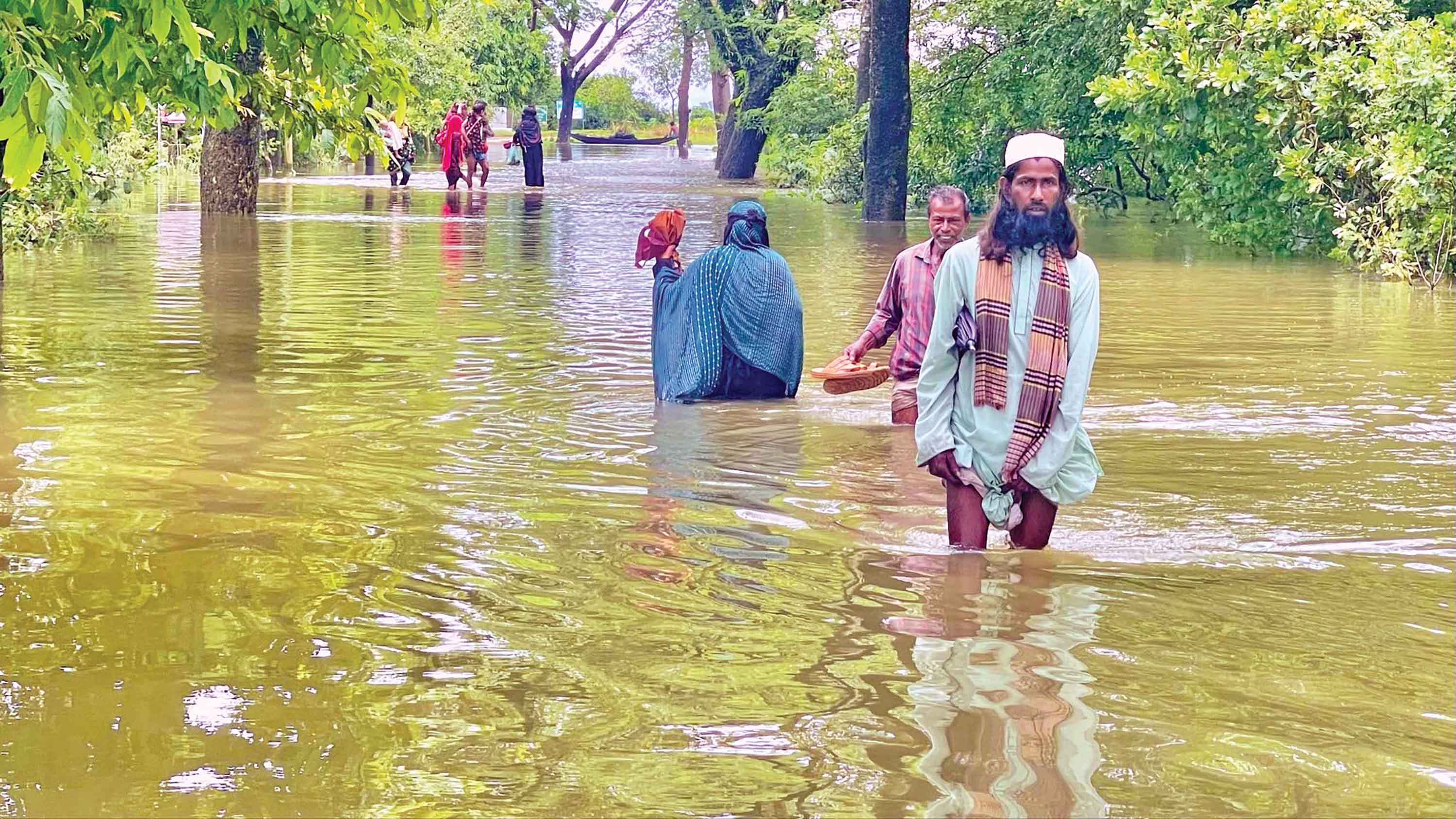 উত্তরে চোখ রাঙাচ্ছে তিস্তা বন্যা পরিস্থিতির অবনতি