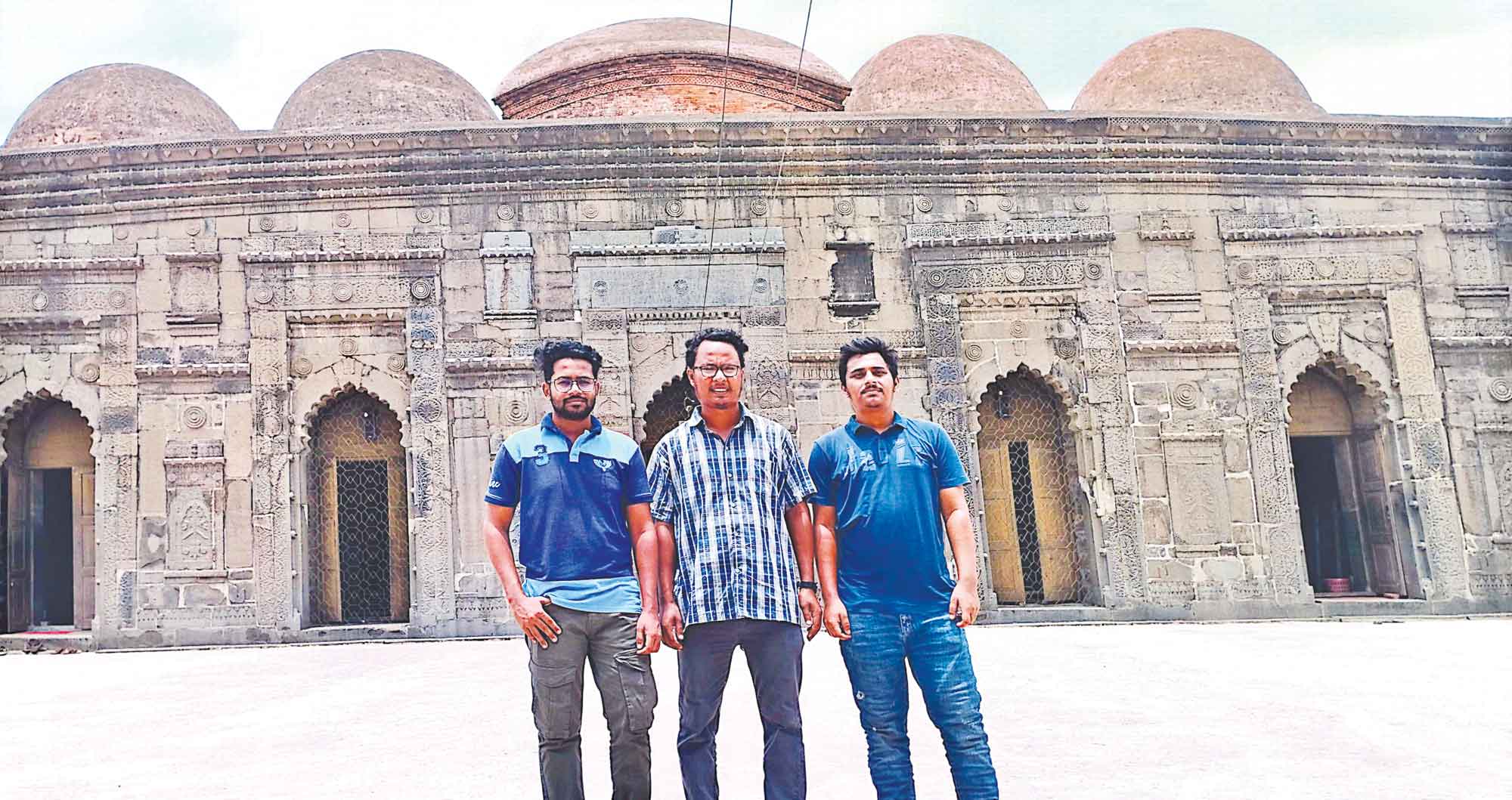 আমের দেশে ঘুরতে যাওয়া
