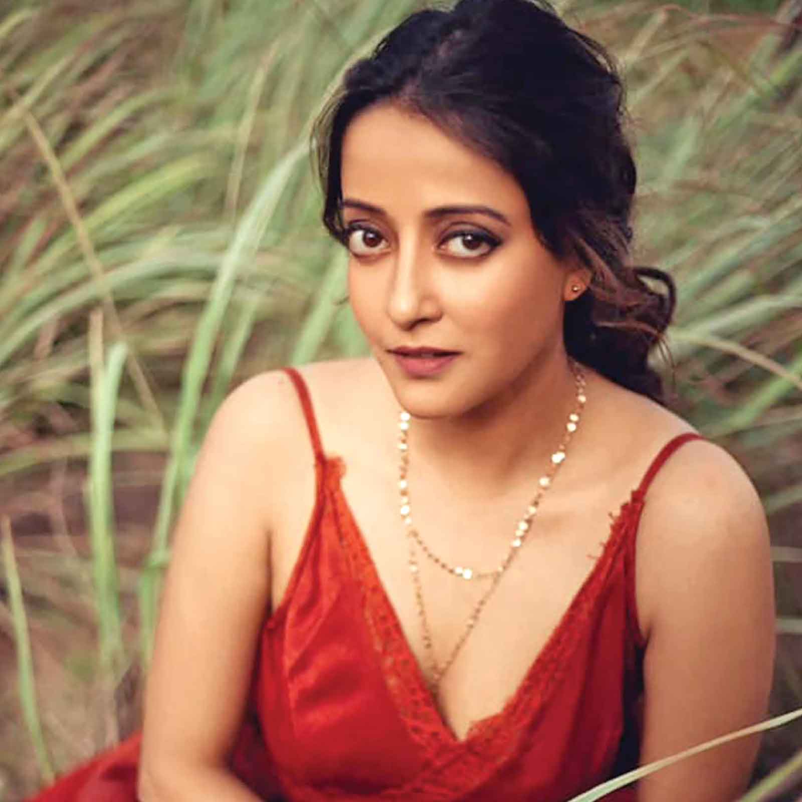 'মা কালী' বিতর্কে রাইমা সেন