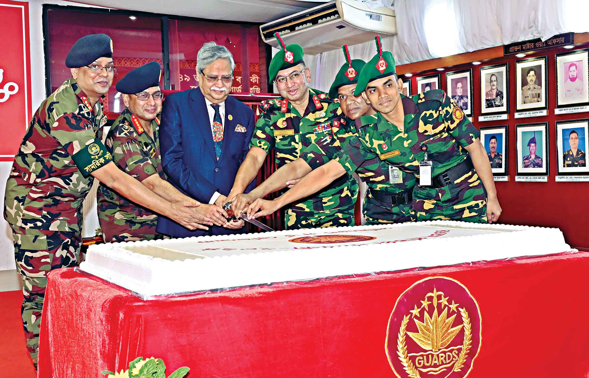 কালরাতে পিজিআর 'সুসংগঠিত' থাকলে ইতিহাস অন্য হতে পারত : রাষ্ট্রপতি