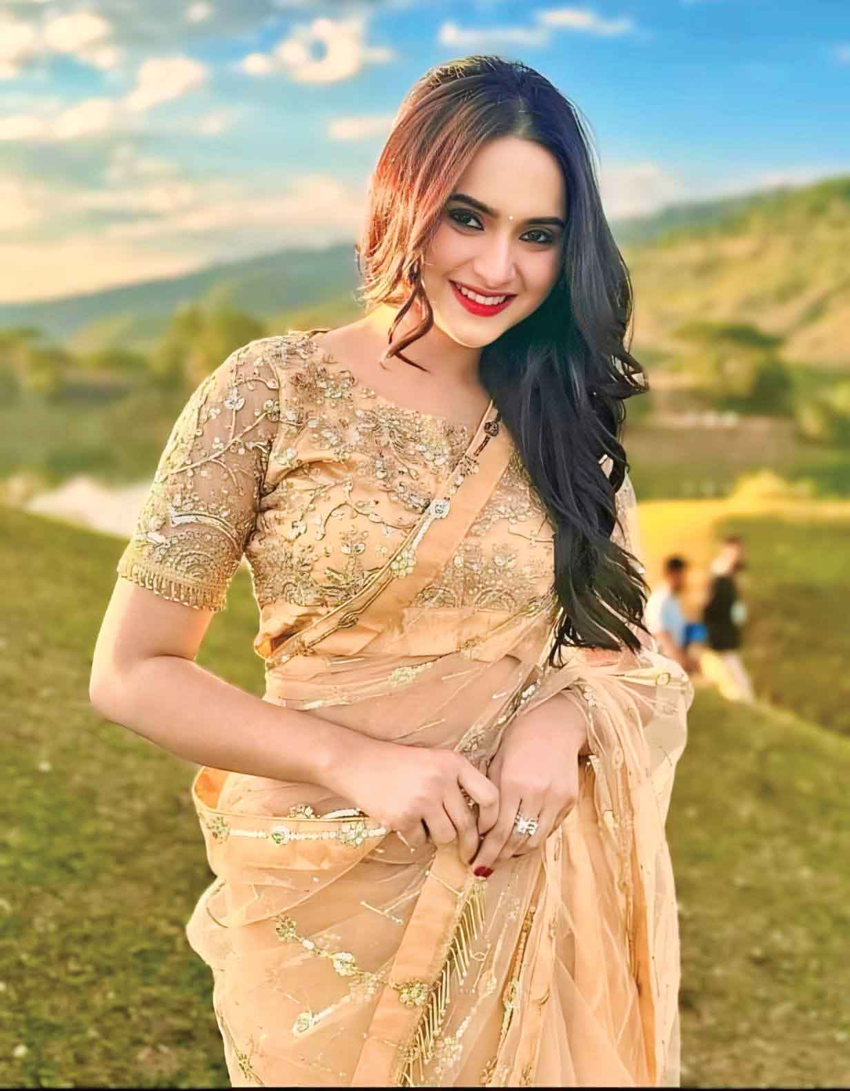 নাটকেই মানানসই কেয়া পায়েল