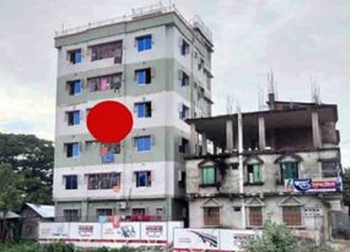 ৫৫০ টাকা হাজিরার সরকারি কর্মচারীর একাধীক আলিশান বাড়ী, চলেন দামী গাড়ীতে