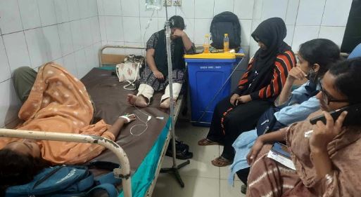 ছাত্রলীগের হামলায় ইডেনের ছাত্রফ্রন্ট নেতাকর্মী আহত
