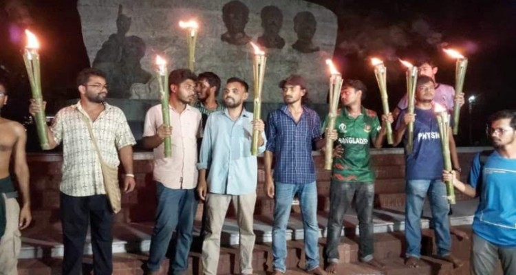 রাবির প্রশাসন ভবনে তালা দেওয়ার হুঁশিয়ারি ক্রিয়াশীল ছাত্রসংগঠনের