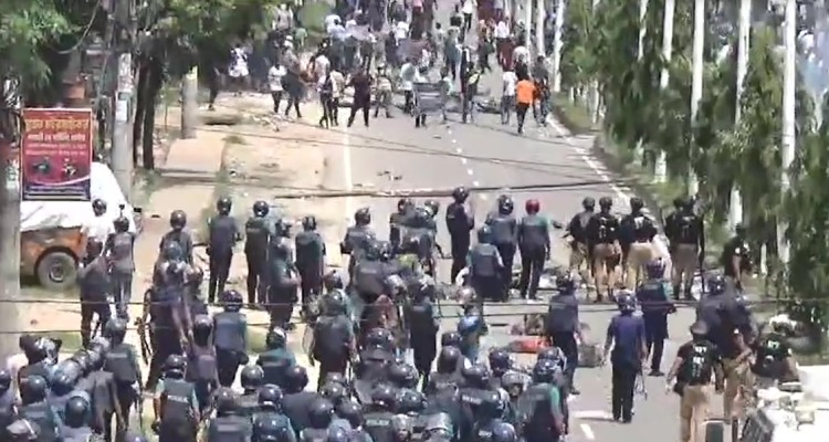 শাবিতে শিক্ষার্থী-পুলিশ সংঘর্ষ, আহত শতাধিক