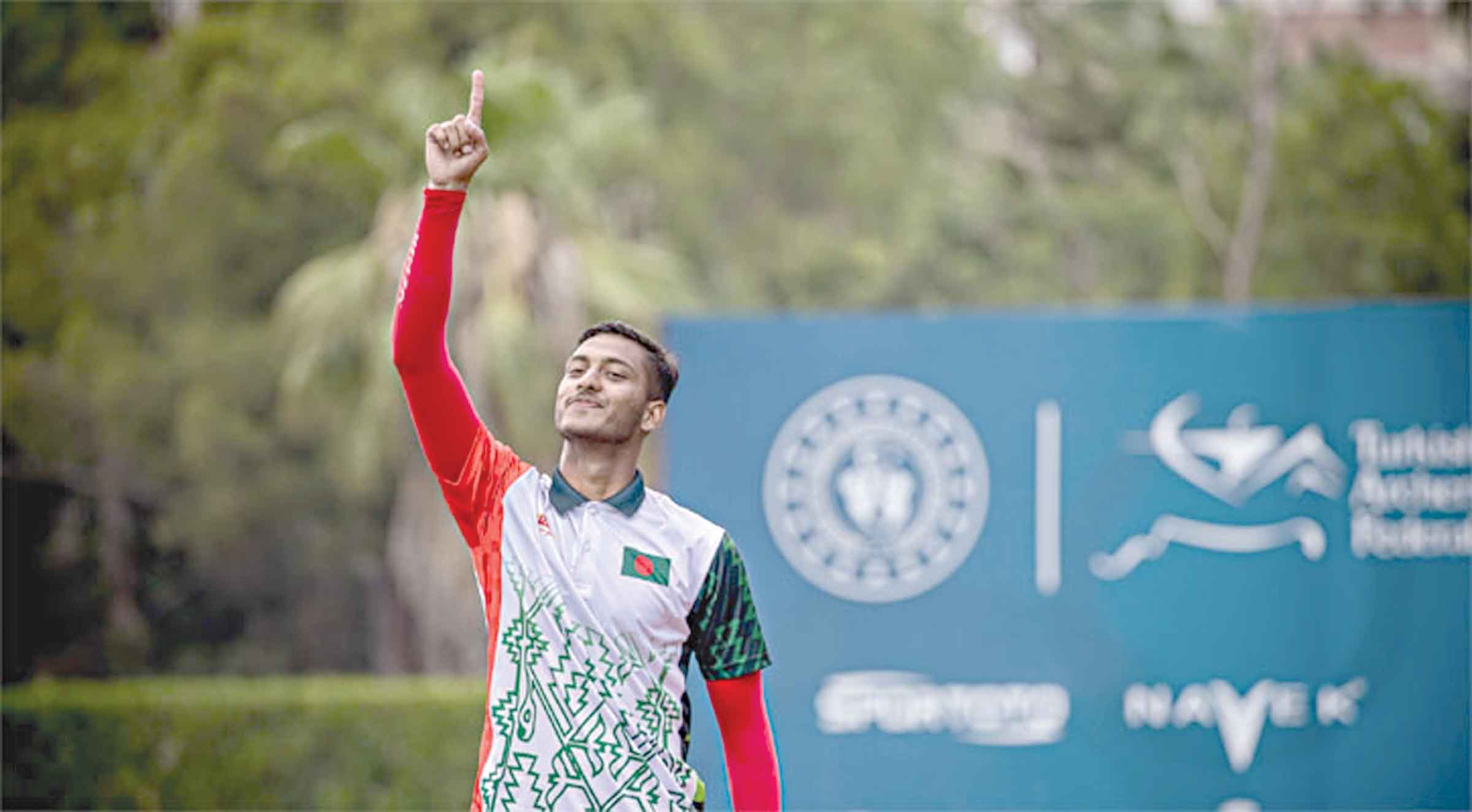 প্যারিস অলিম্পিকে বাংলাদেশের পতাকা সাগরের হাতে