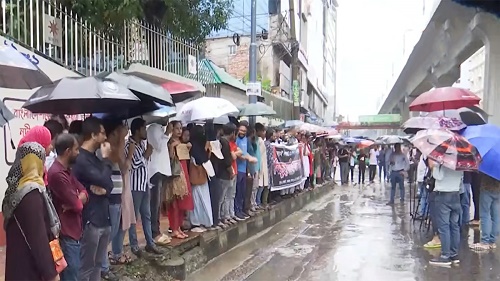 ছাত্রদের দাবির সঙ্গে একাত্মতা প্রকাশ বিক্ষুব্ধ কবি-লেখক সমাজের