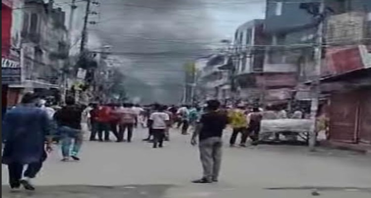 খুলনা বিক্ষোভকারীদের হামলায় মহান আ‘লীগ সাধারণ সম্পাদক আইসিইউতে  