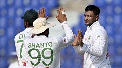 পাকিস্তান যাবে কাল, সাকিবকে নিয়েই দল ঘোষণা