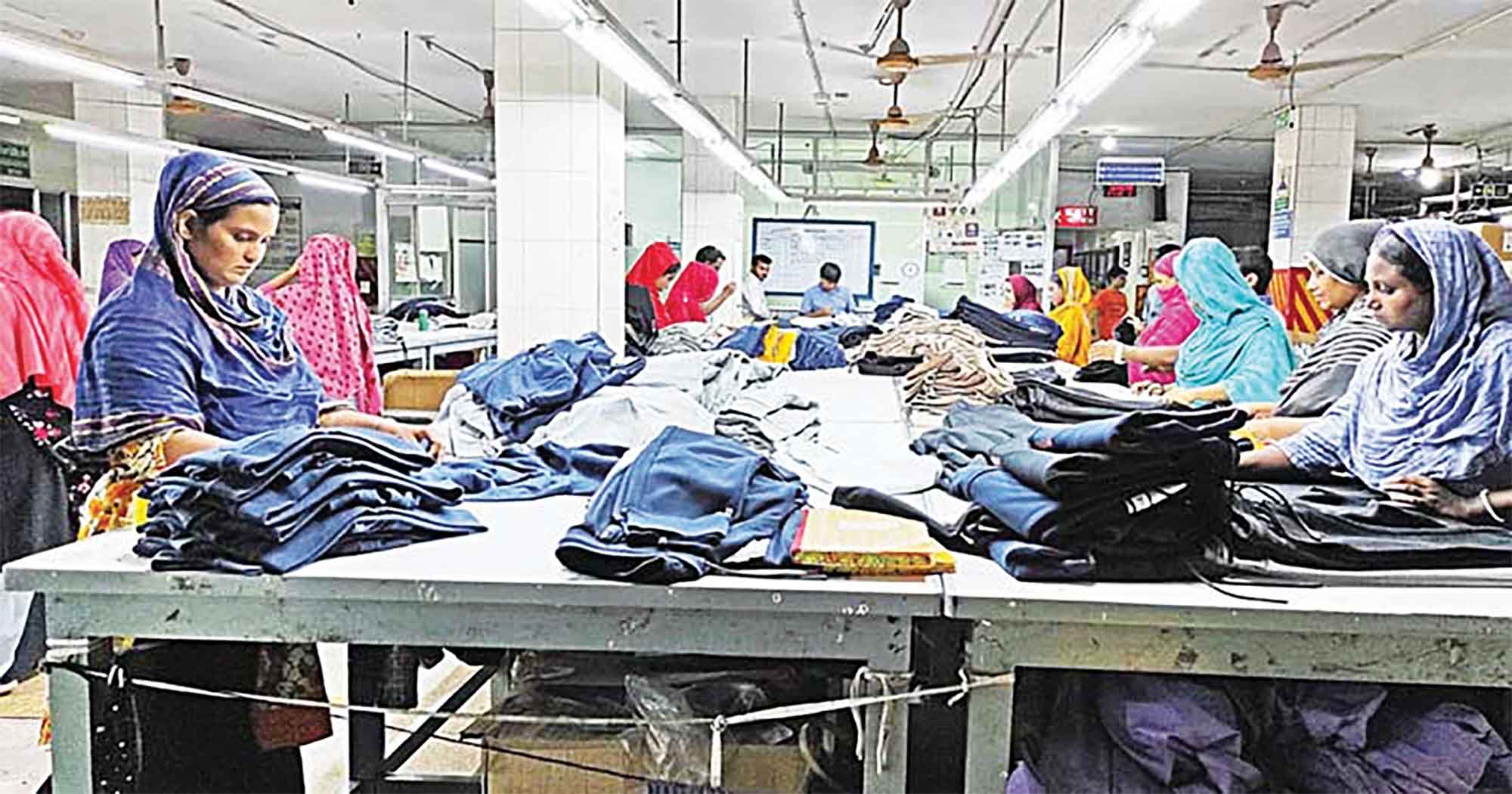 পোশাকশিল্পের বৈশ্বিক বাজার দখলের সুযোগ খুঁজছে ভারত