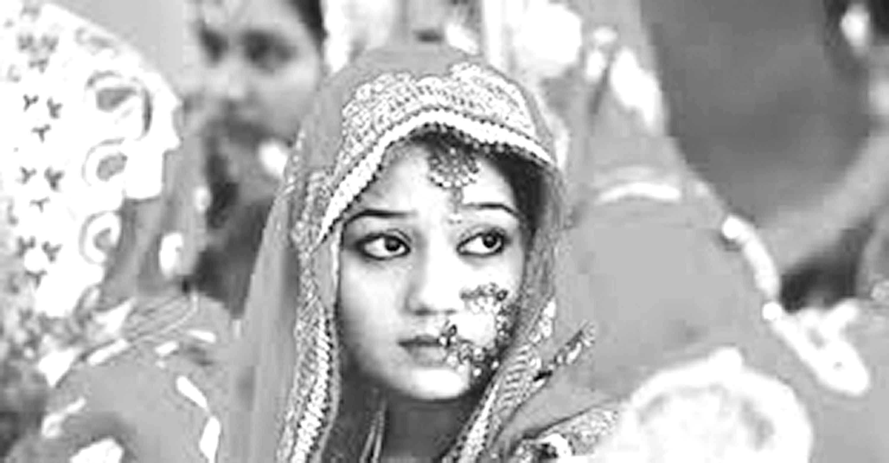 বাল্যবিয়ের অভিশাপ থেকে মুক্ত হতে হবে