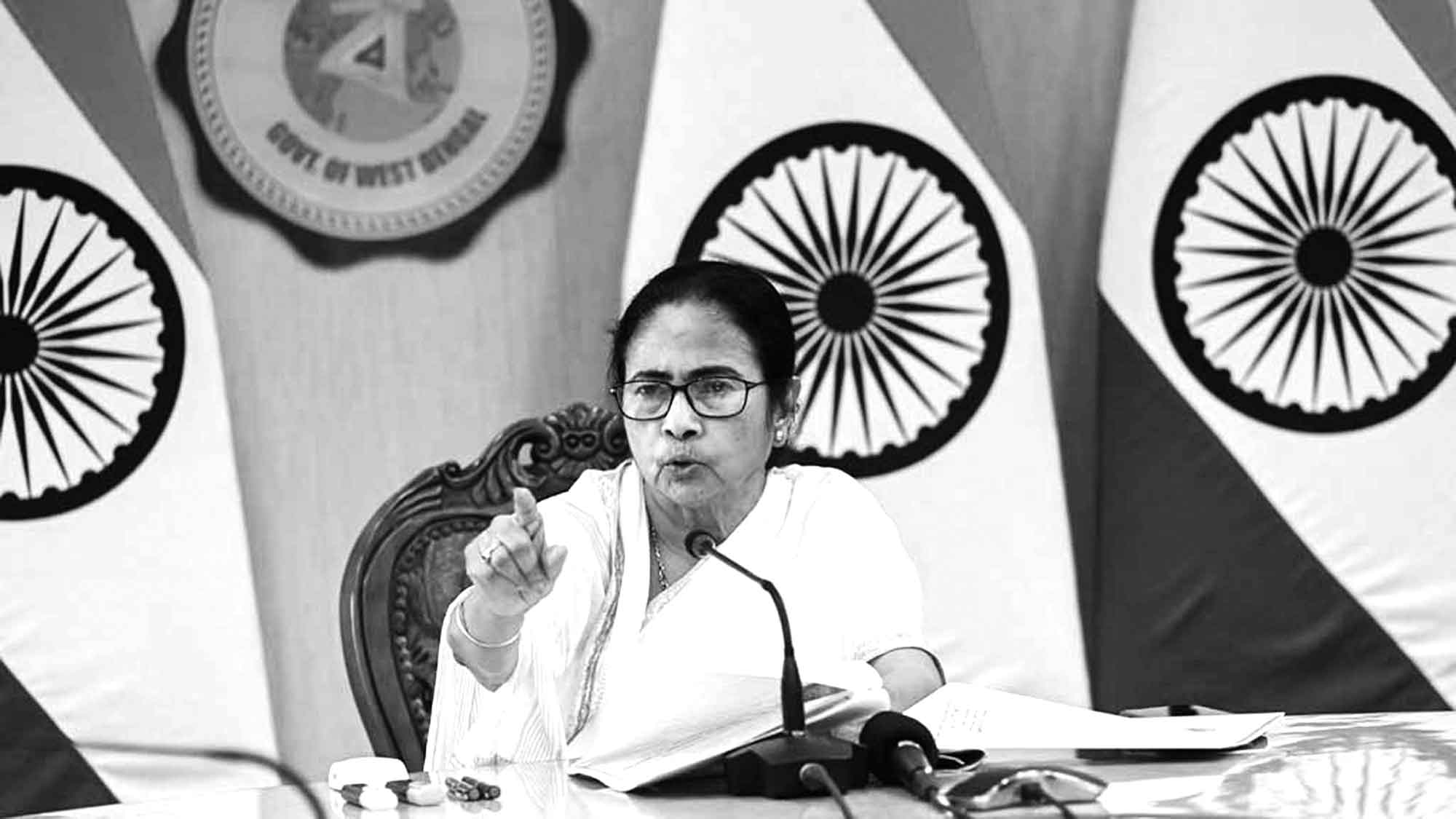 মমতাকে হত্যার হুমকি শিক্ষার্থী গ্রেপ্তার