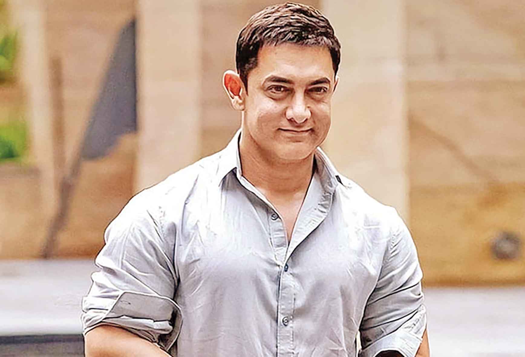 অবসরে যাচ্ছেন আমির খান