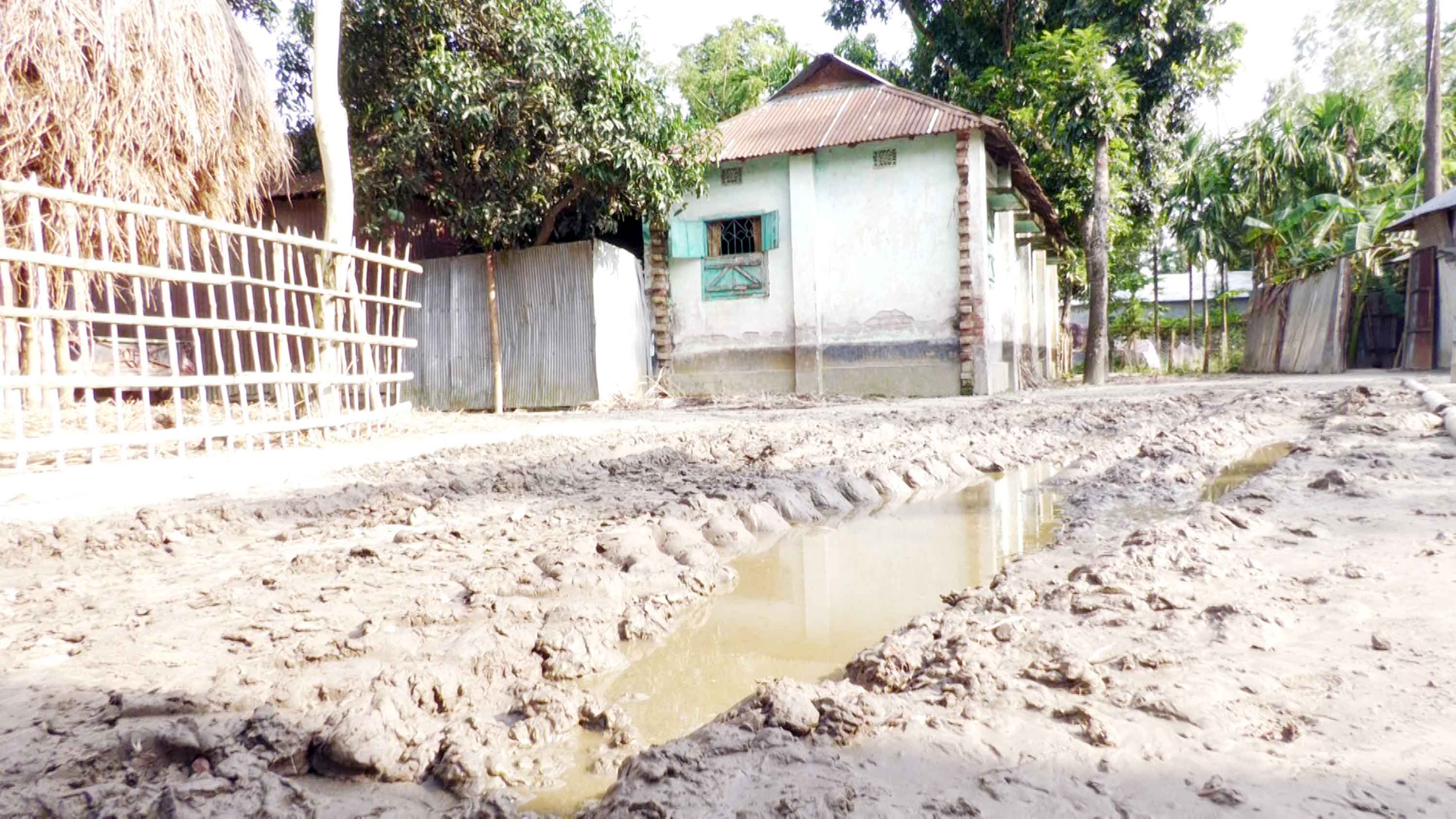 লালমনিরহাটে সরকারি বরাদ্দের টাকা আত্মসাতের অভিযোগ
