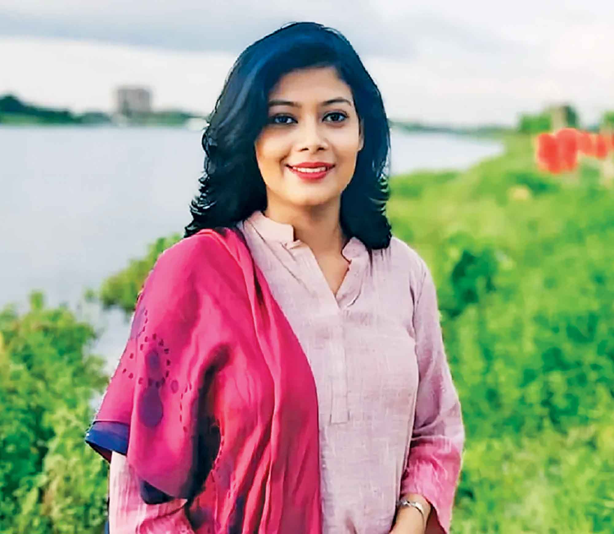 ঢাকায় নারী সাংবাদিকের রহস্যজনক মৃতু্য!
