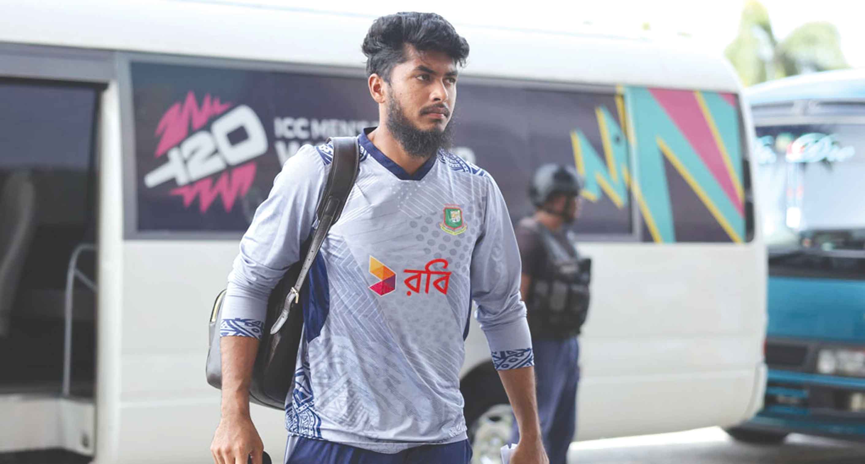 দ্বিতীয় বাংলাদেশি হিসেবে বিগ ব্যাশে রিশাদ