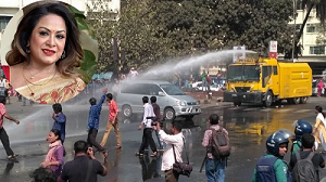 শিক্ষার্থীদের ওপর ‘গরম জল’ দিতে বলেছিলেন অরুণা বিশ্বাস